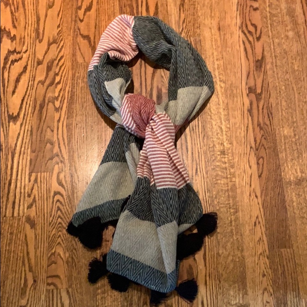 Ann Taylor Loft scarf